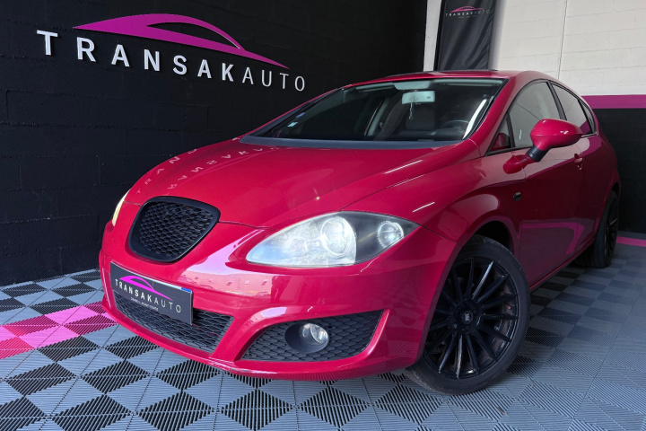 SEAT LEON