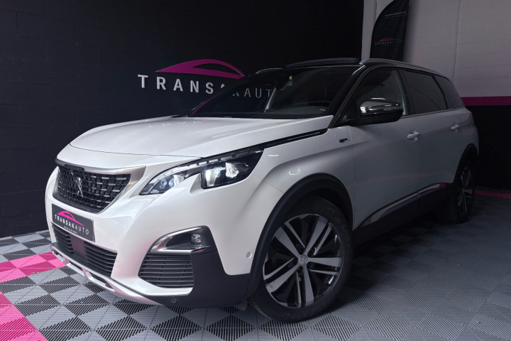 PEUGEOT 5008