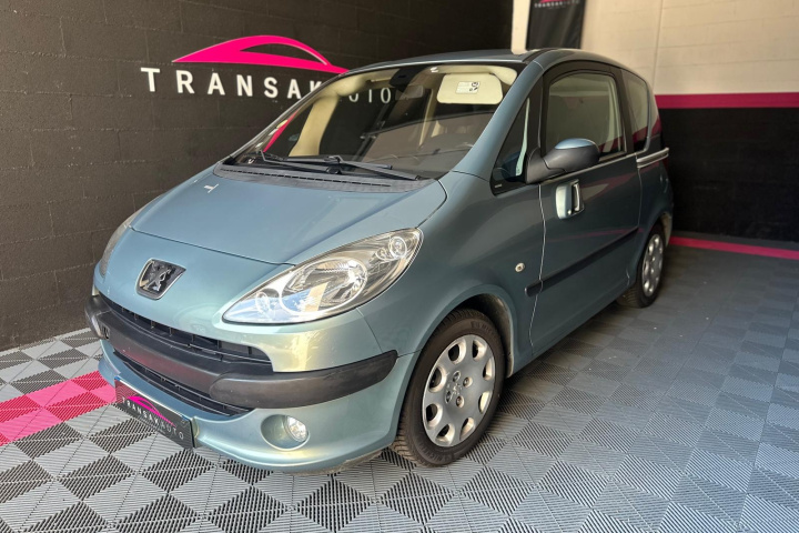 PEUGEOT 1007