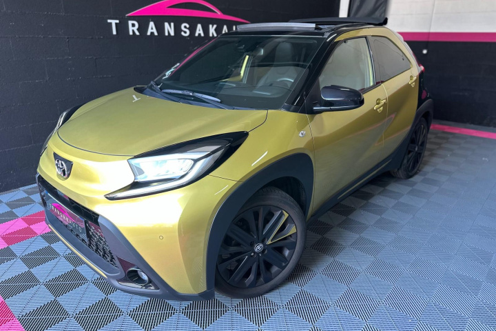 TOYOTA AYGO X